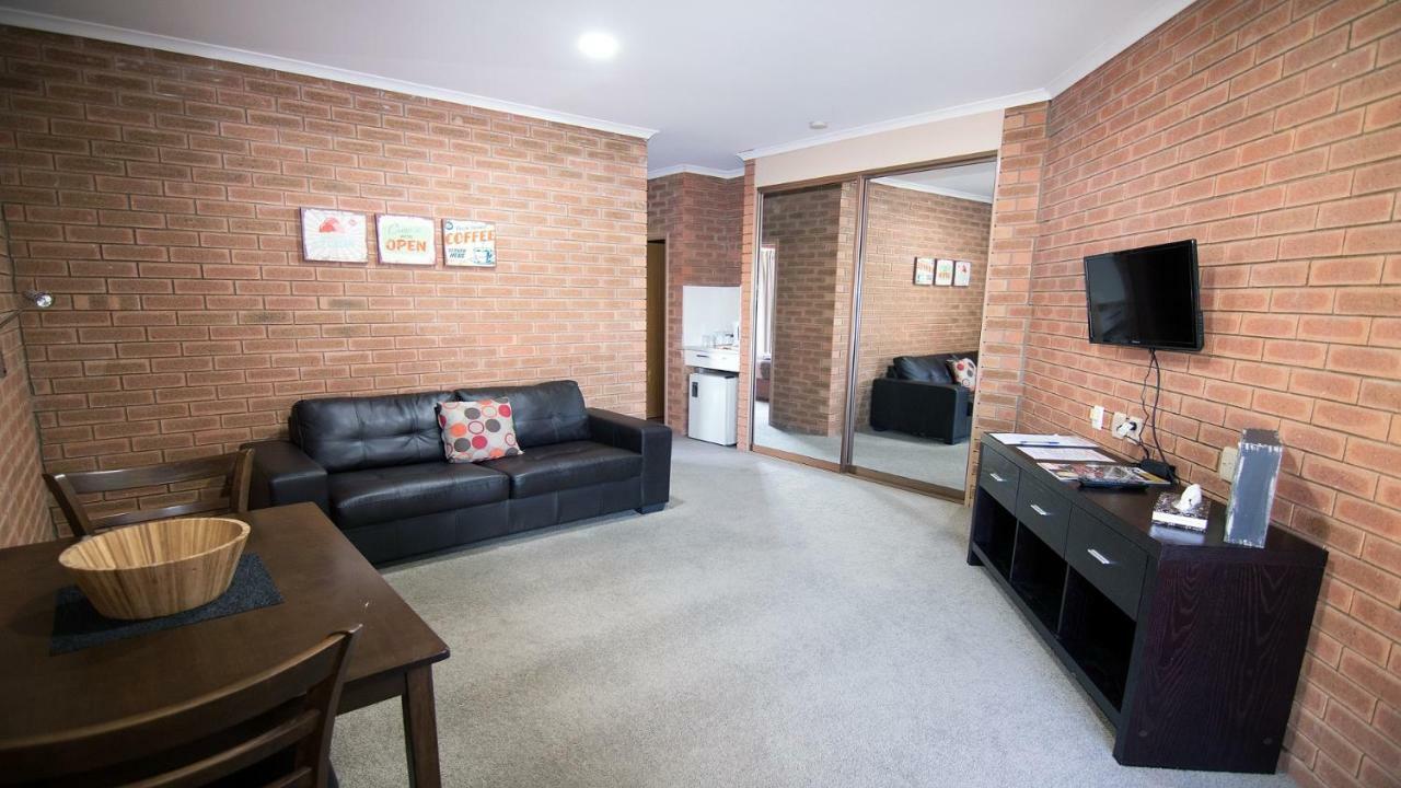 Ashleigh Court Motor Inn Mulwala Zewnętrze zdjęcie